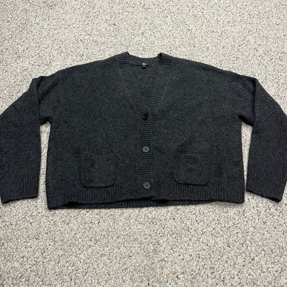 Uniqlo Gray Wool Blend Cardigan Sweater L Knit Classic Preppy Casual V Neck